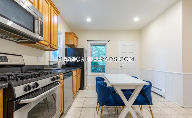 Foto del edificio - 61 Hillside St