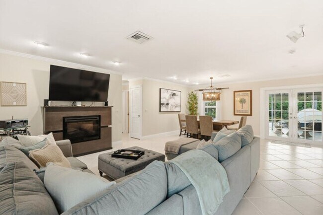 Foto del edificio - 1905 Meadow Ct