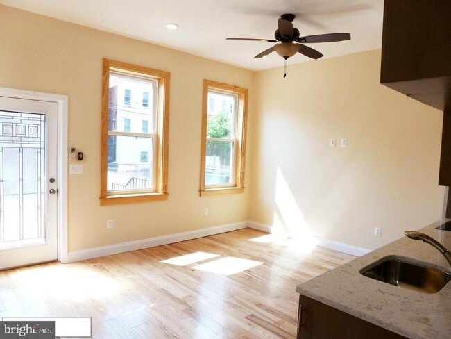 Foto del edificio - 1102 5th St NW