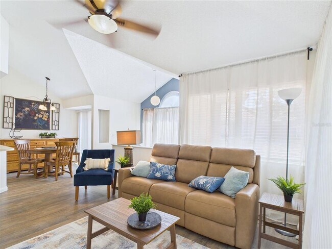 Building Photo - 8307 Waterview Way