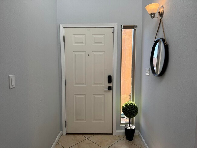 Foto del edificio - 5004 Costa Uasca Dr NW