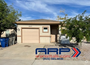 Building Photo - 10425 Canyon Sage Dr