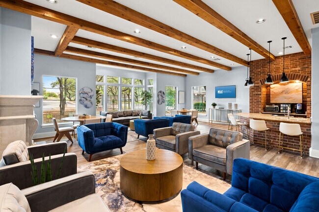 Foto del edificio - The Estates Of Northwoods