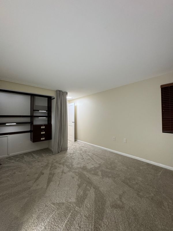 Building Photo - 44 Watertree Dr