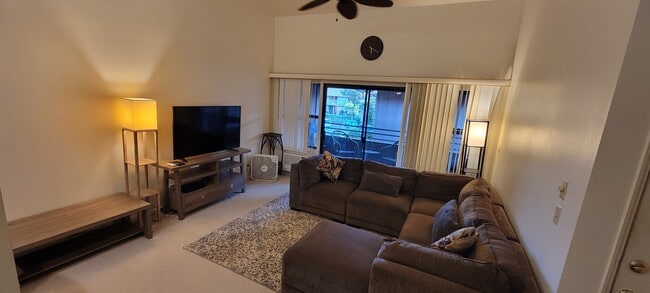 Building Photo - 679 S Kihei Rd