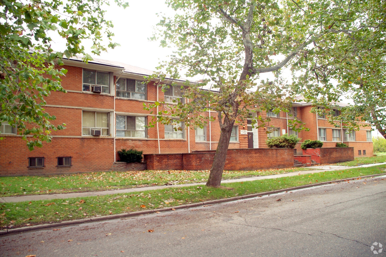 Primary Photo - West Boston Apartments
