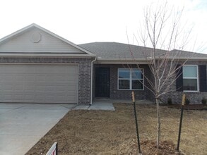 Building Photo - 1841 Jack Rabbit Ln