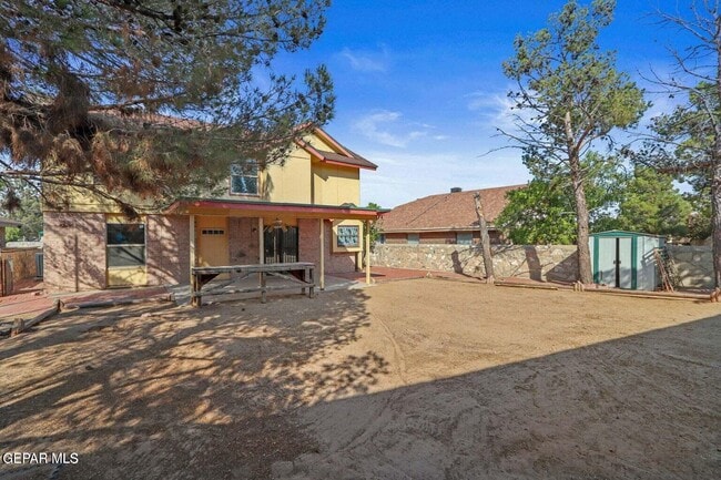 Building Photo - 1433 Sierra De Oro Dr