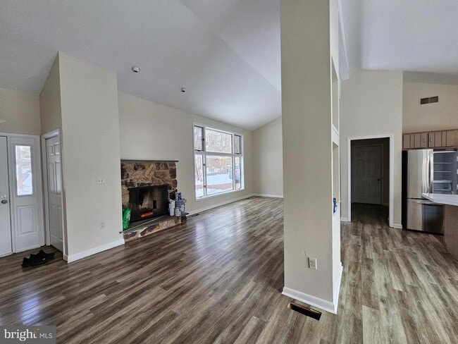 Foto del edificio - 3052 Funks Mill Rd