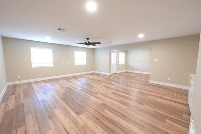 Building Photo - 2106 S Colorado St