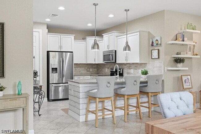 Foto del edificio - 5769 Mayflower Way