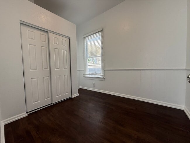 Foto del edificio - Beautiful 2 Bedroom House With Private Bac...