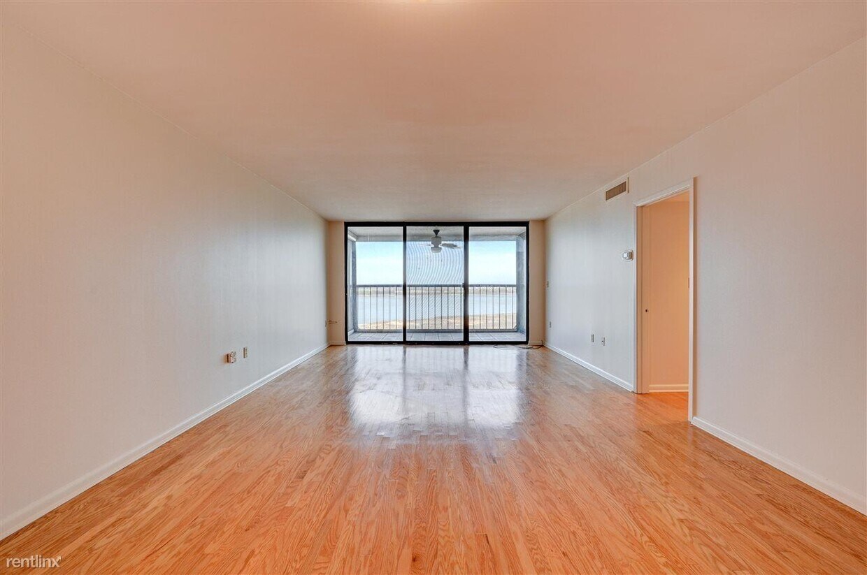 Primary Photo - 1 br, 1 bath Condo - 200 Wagner Pl Apt 607