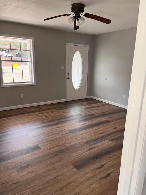 Foto del edificio - 161 Wooded Ln