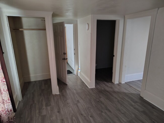 Foto del edificio - 1814 E Ganson St