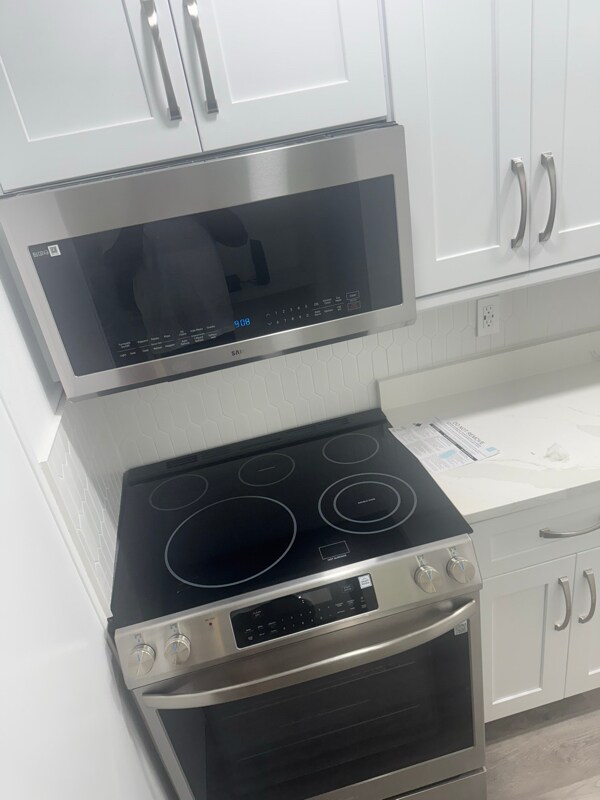 Building Photo - 3527 18th Ave S