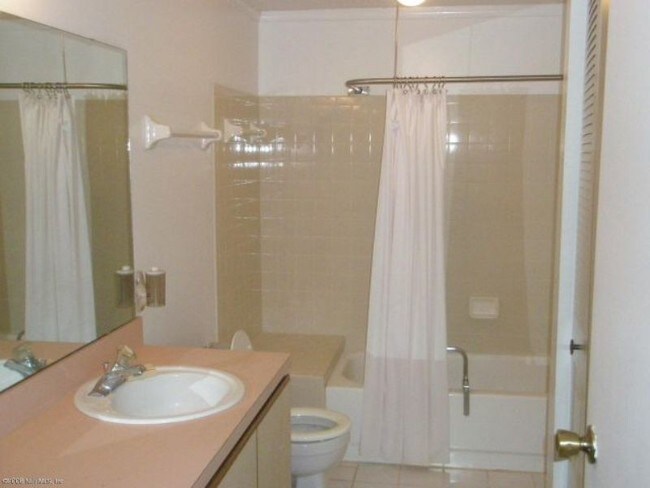 Foto del edificio - 4665 Harpers Ferry Ln