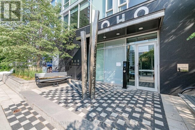 Photo du bâtiment - 300 Lisgar St