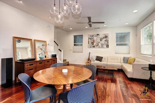 Foto del edificio - 867 Graphite Ln