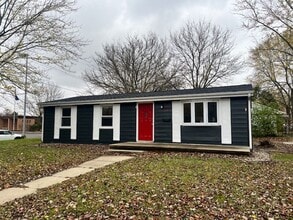 Building Photo - 2301 Beck Ln