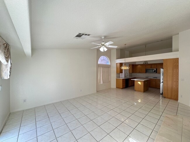 Building Photo - AMERICAN WEST LEGACY UNIT 4
