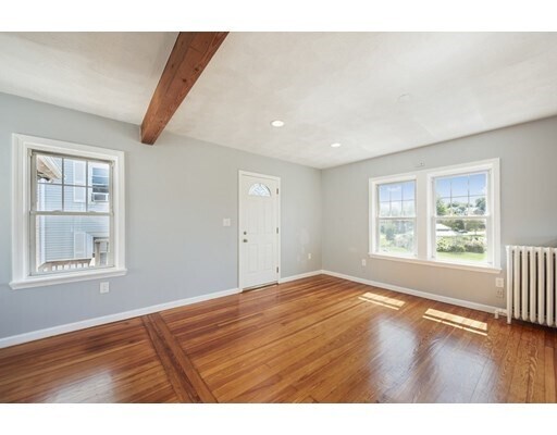 Building Photo - 949 Broadway