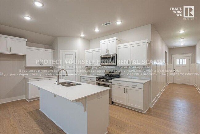 Foto del edificio - 617 Wagon Wheel Ave