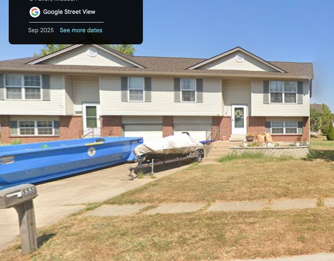 Building Photo - 555 Whitegate Dr