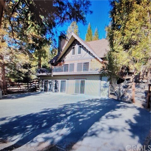 Foto del edificio - 522 Grass Valley Rd