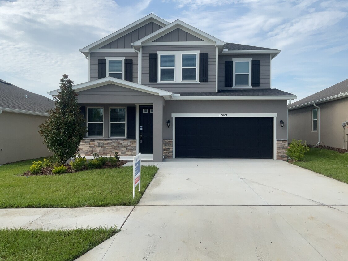 Foto principal - 37824 Dusty Saddle Ln