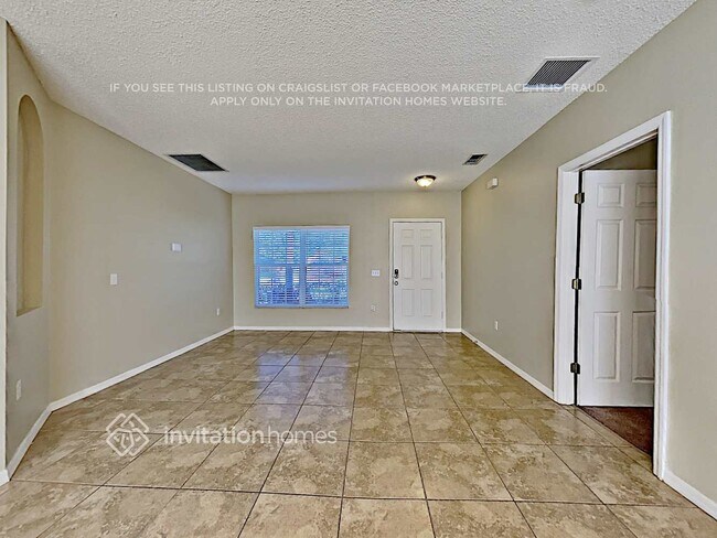 Building Photo - 610 Fisher Ct