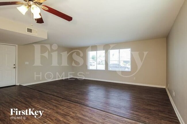 Building Photo - 4423 E Pinto Ct