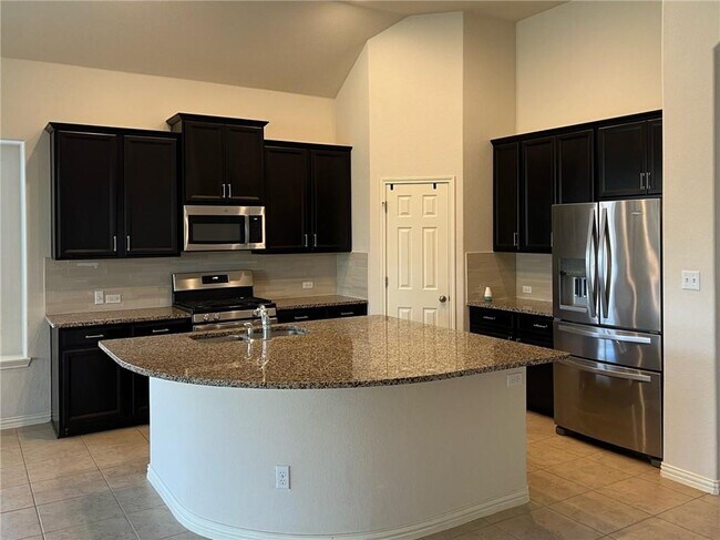 Foto del edificio - 133 Salt Fork Dr