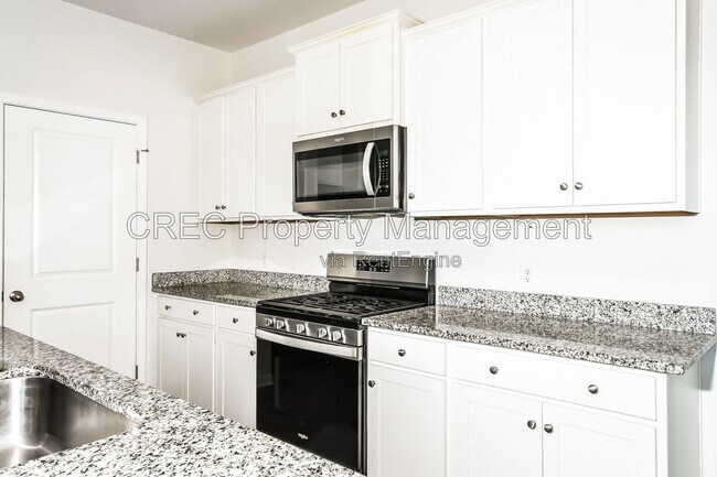 Foto del edificio - 928 Woodside Creek Ln