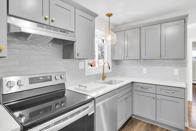 Foto del edificio - 26 Seminole Cir