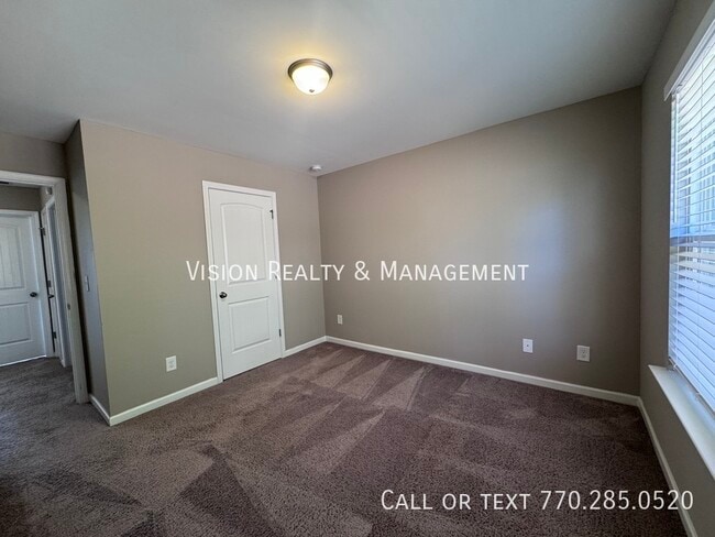 Building Photo - 344 Fieldcrest Dr