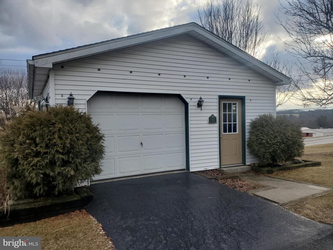 40 Dreher Rd, Orwigsburg, PA 17961 House Rental in Orwigsburg, PA