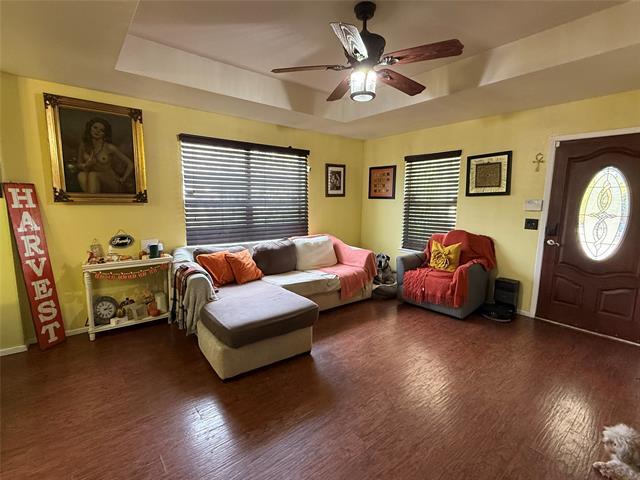 Foto del edificio - 2711 Lucile Herrin Ln