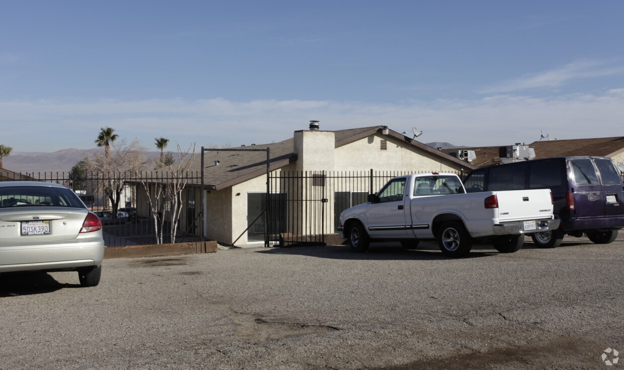 Foto del edificio - 400 E WILLIAMS St