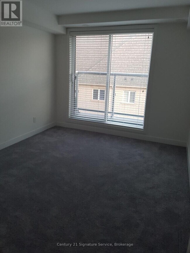 Photo du bâtiment - 3062 Sixth Line