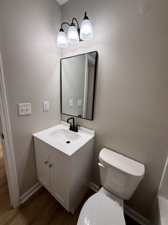 Foto del edificio - Fully remodeled 2 bed home in Monroe!