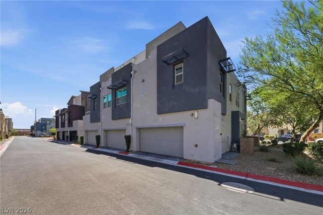 Building Photo - 11295 Cactus Tower Ave