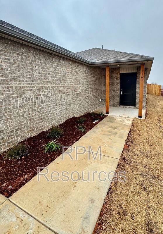 Building Photo - 11841 NW 100th St