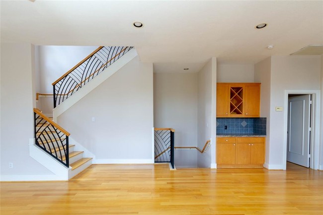 Foto del edificio - 3505 Bradford St