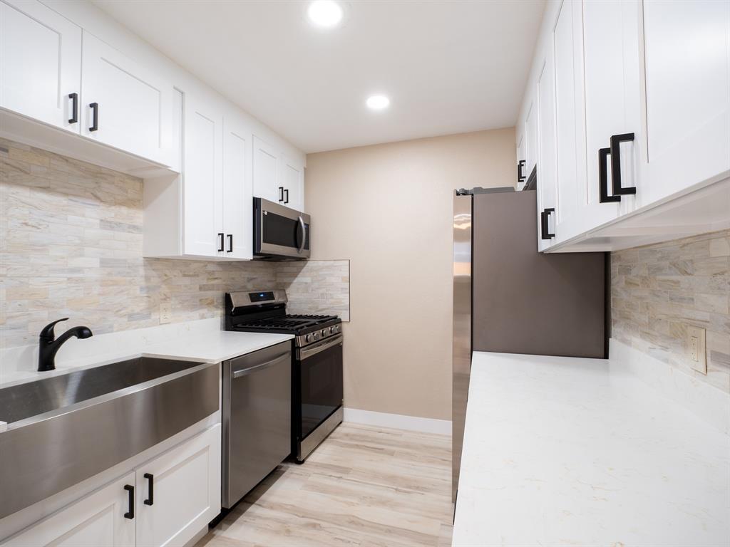 Foto principal - 8314 Bowling Green Dr