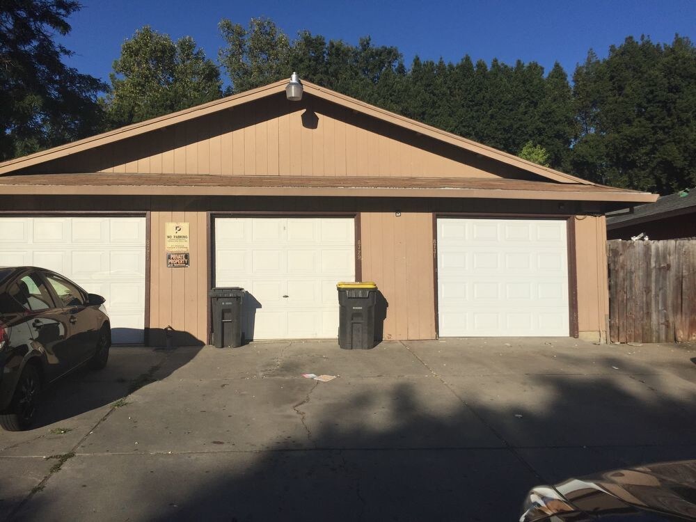 Foto principal - 8731 Kelley Drive
