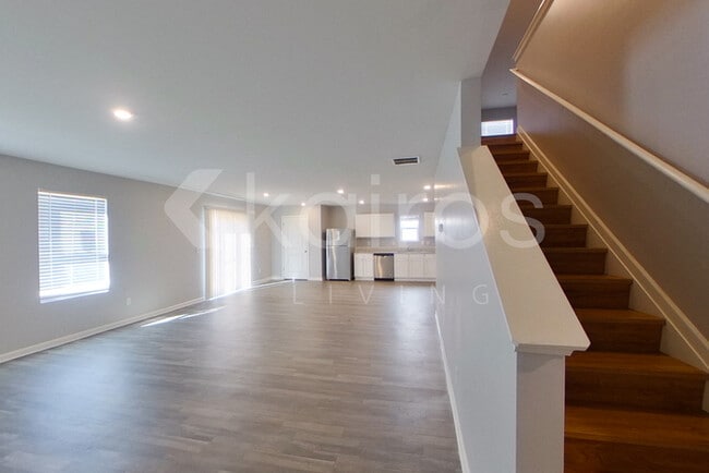 Building Photo - 106 Rock Run Trl