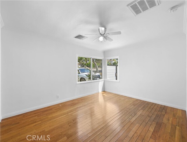 Foto del edificio - 826 E Olive Ave