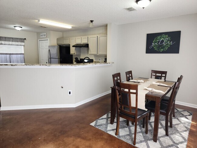Building Photo - Fleming Island Fully Furnished Home... 1/2...