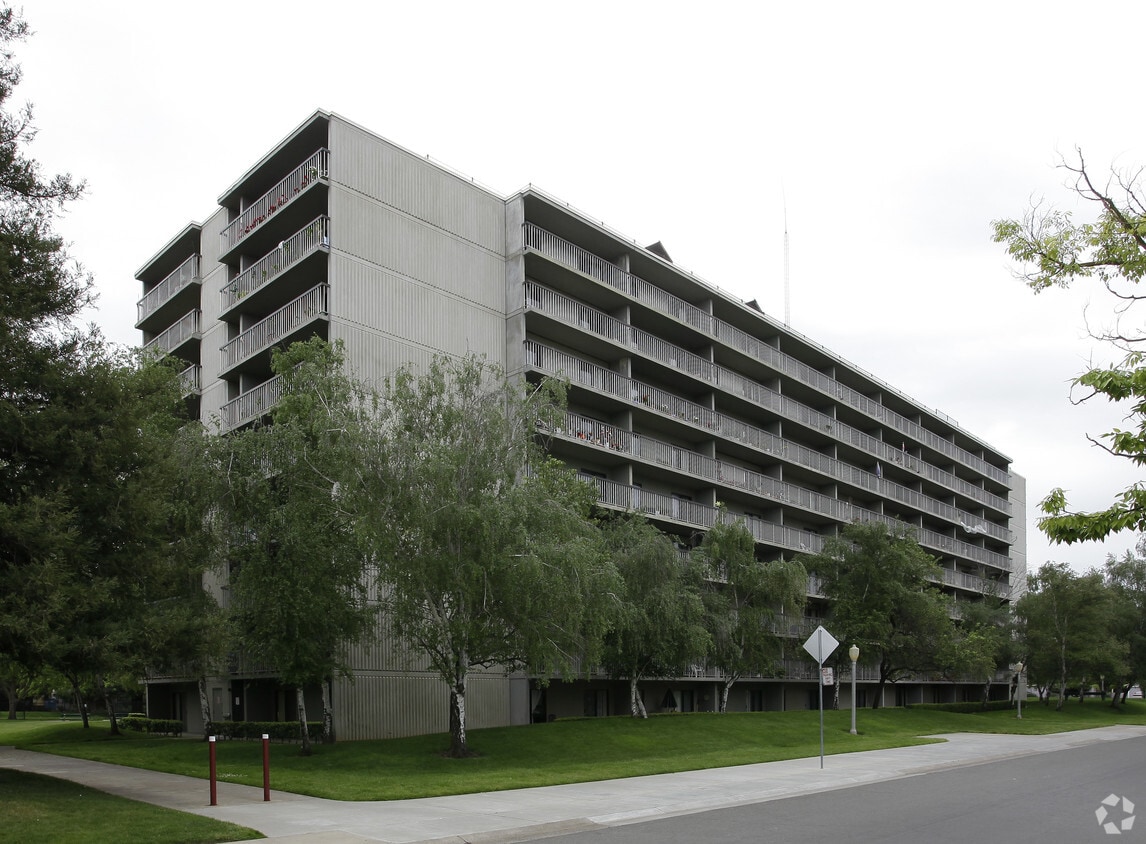 Building Photo - Greenfair Towers & Garden